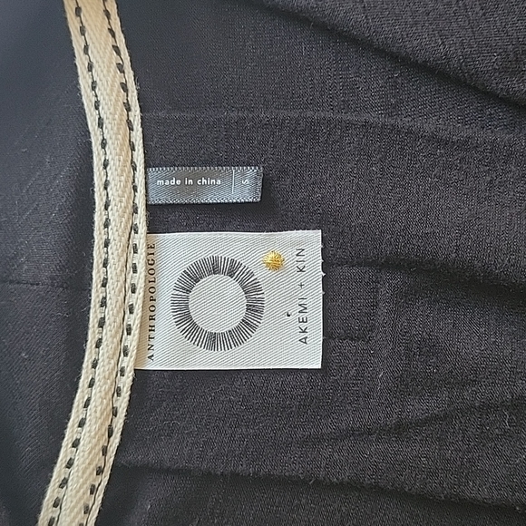 Anthropologie Akemi + Kin black sleeveless drape front blouse women's size small - Picture 9 of 13